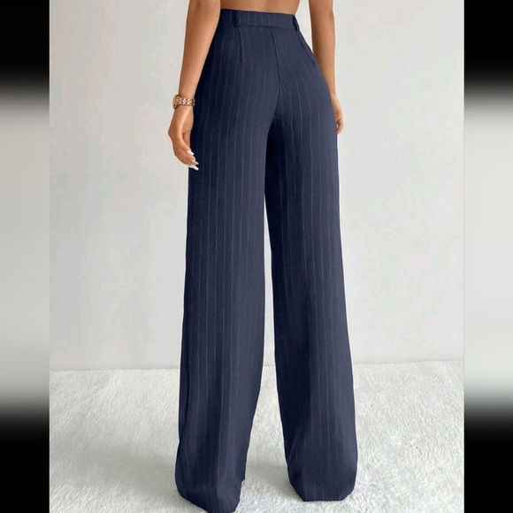 Striped Print Wide Leg Suit Pants - Picture 2 of 4